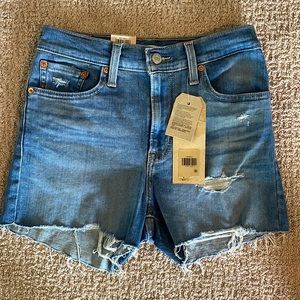Levi's High Rise Denim Shorts NWT Size 27